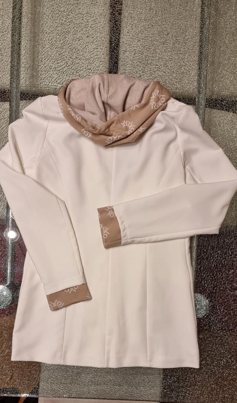 Giacche: Rinascimento Gr. S – Nuovo e nell'imballaggio originale da Luzern venduto da Reni025 1