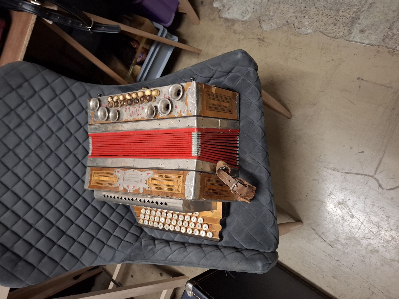 Musikinstrumente: accordéon autrichiennee – Gebraucht aus Villeneuve von BibiVintage 8