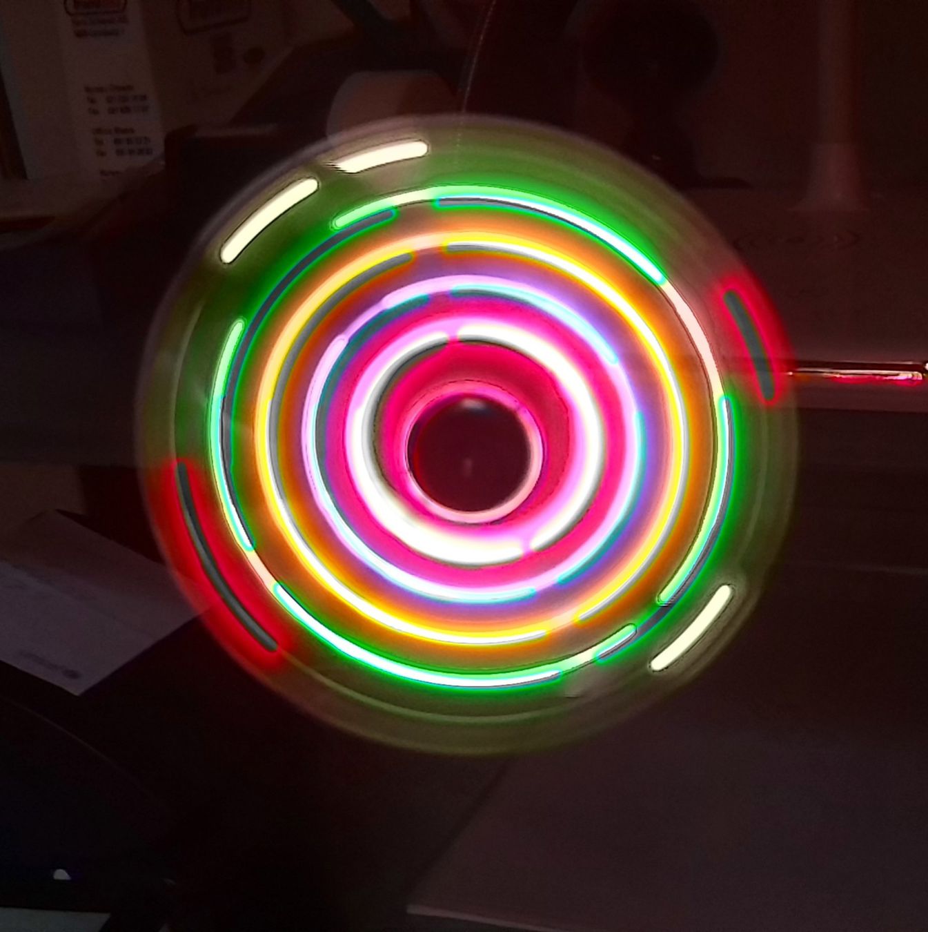 Hama Ventilatori: USB Ventilator & LED Fidget Spinner Set ! – Usato da Greppen venduto da 86Sina 7