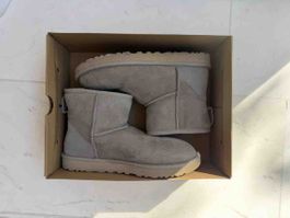 Ugg Stiefel Damen Leder Grösse 36 in akzeptablem Zustand