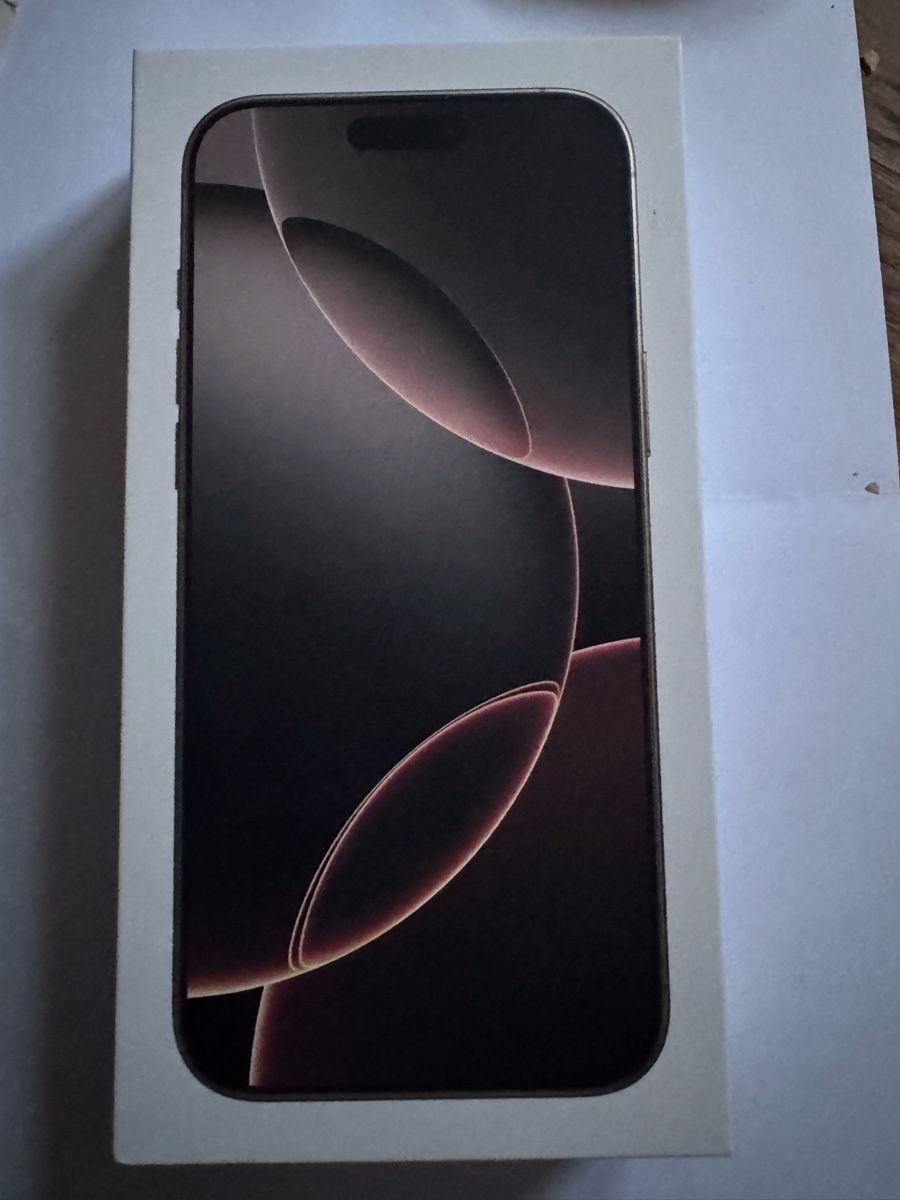 Apple Handys / Smartphones: iPhone 16 pro max, 256gb – Neu (gemäss Beschreibung) aus Vétroz von girl80