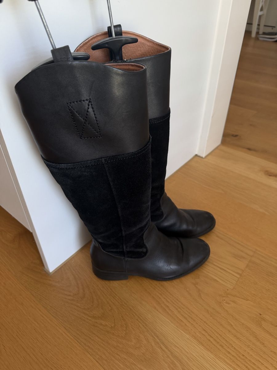 Scarpe da donna: Stiefel Damen Schwarz Leder Grösse 37 – Usato da Eglisau venduto da S.S.K. 1