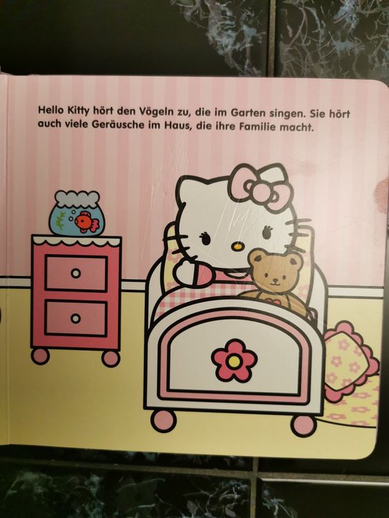 Buch Hello Kitty; Ein schöner Tag Kaufen auf Ricardo