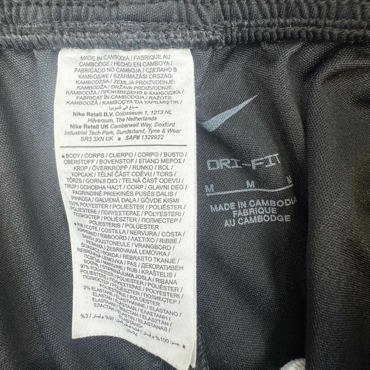 Nike Pantalons: Nike sweatpants black – D'occasion à Erlinsbach SO par TogaResell 4