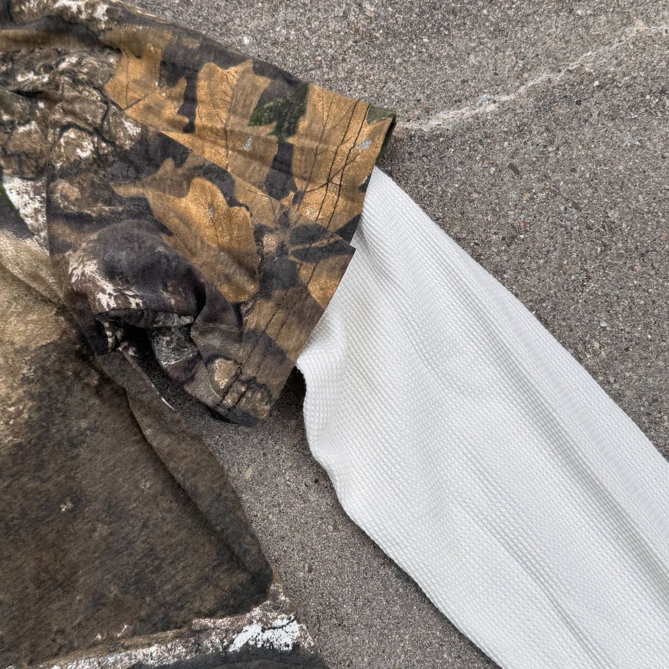 Pulls & Sweat-shirts: Yankees custom made camouflage longsleeve white – D'occasion à St. Gallen par sourced_limited 3