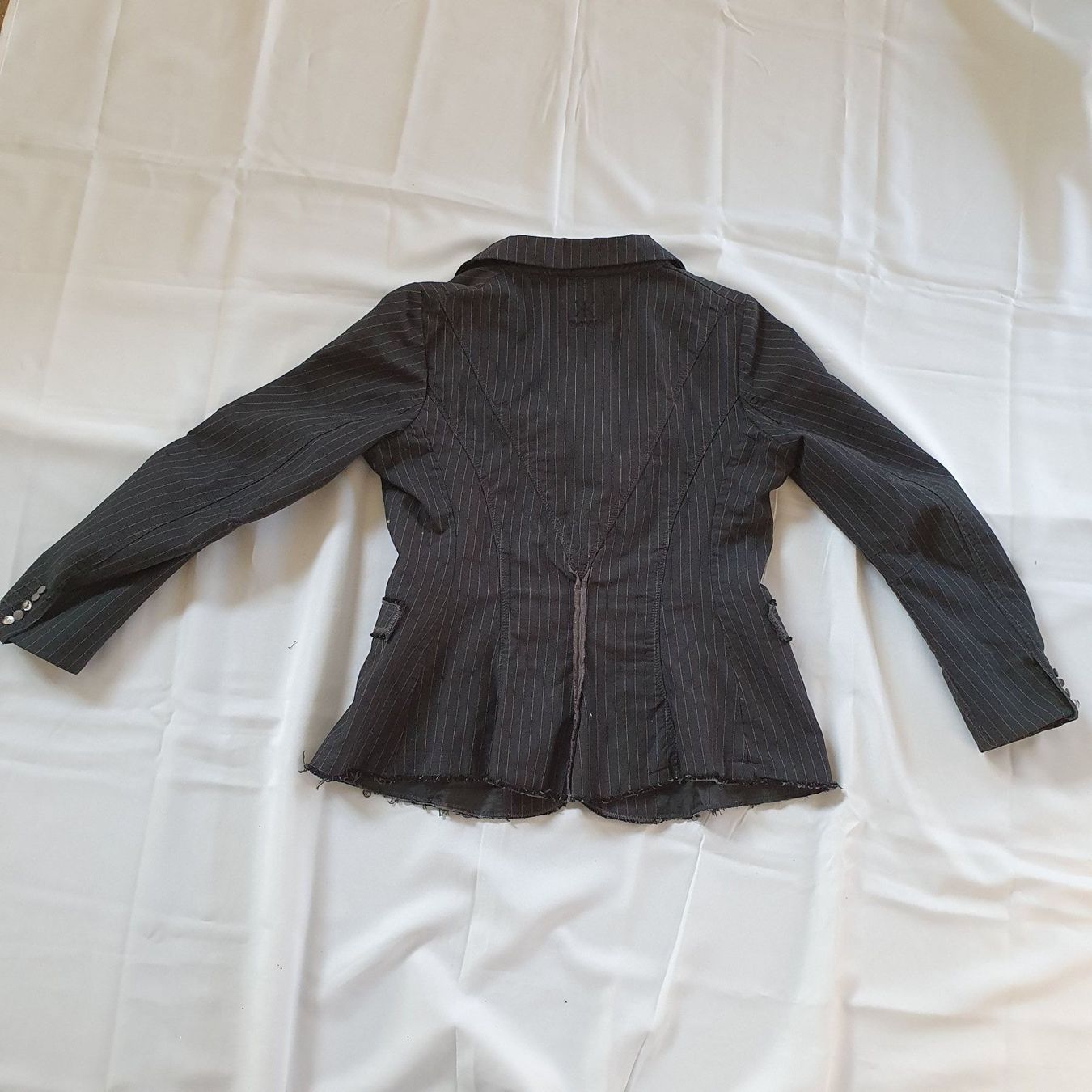 Giacche: schöne leichte schwarze Jacke 42 – Usato da Niederbuchsiten venduto da klengyel 4