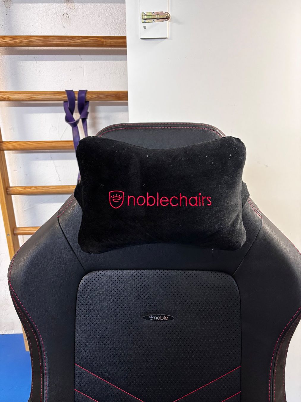 Noblechairs Sedie: Noblechairs Hero – Usato da Binz venduto da myswiss 2