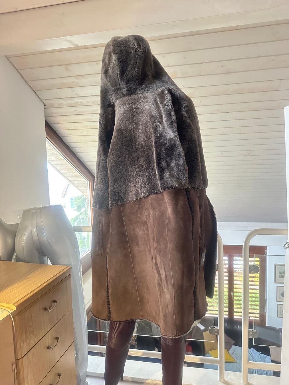 Cappotti: Lammfellmantel von "mabrun" – Usato da Neuhausen venduto da Lechasseur 1
