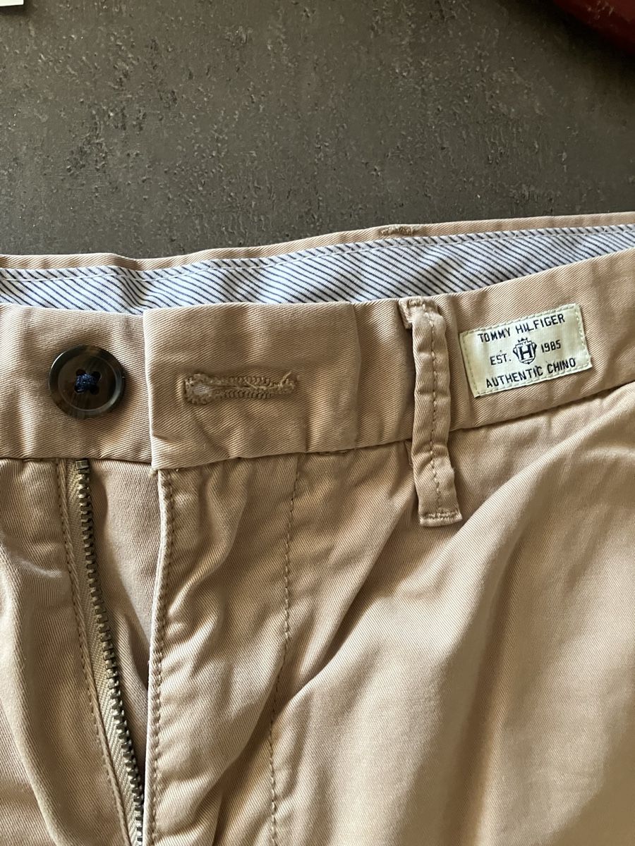 Tommy Hilfiger Pantaloni: Pantalons tommy hilfiger – Usato da Villars-sur-Glâne venduto da gis_762m 1