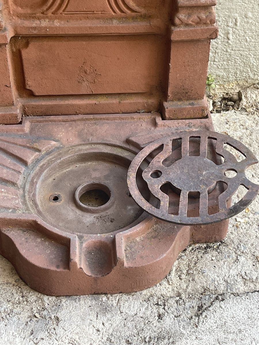 Stagni & Fontane ornamentali: Gusseisen Brunnen – Usato da Villnachern venduto da socondlife 3
