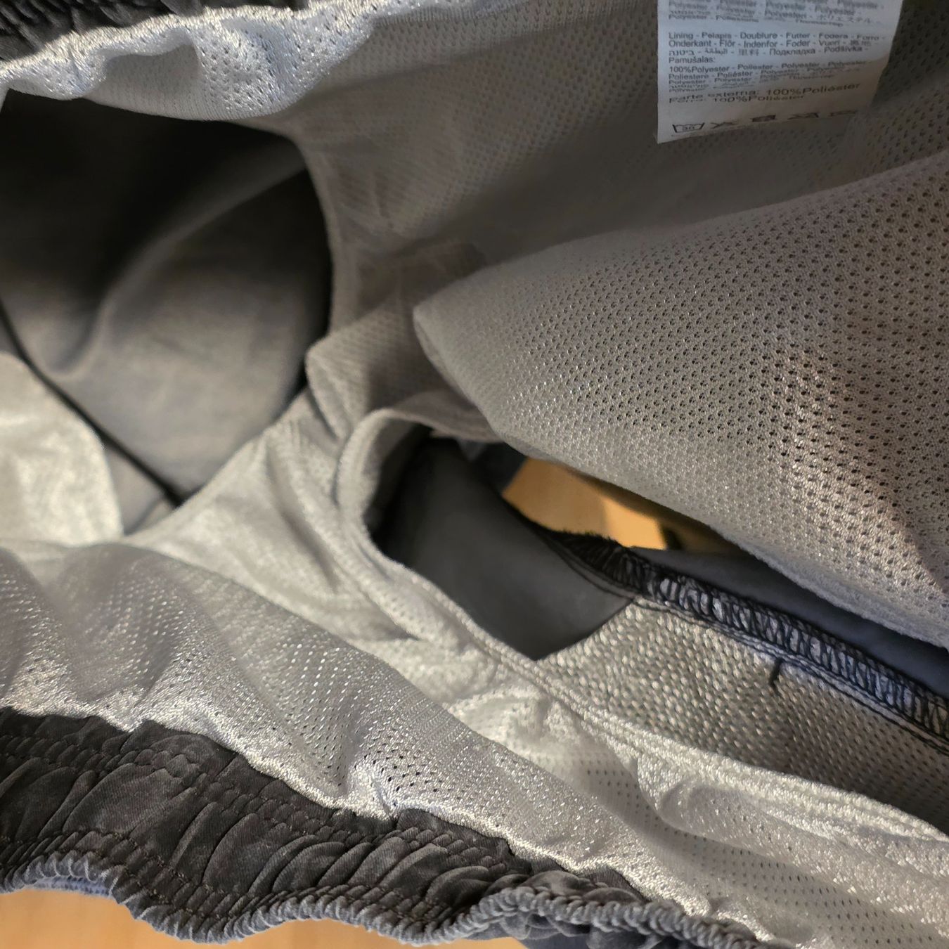 Rip Curl Pantaloni: RIP CURL Herren Shorts grau Gr. S – Usato da Wald ZH venduto da CapLux 7