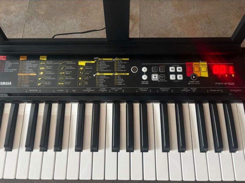 Yamaha Instruments de musique: Keyboard Yamaha – D'occasion à Rombach par MonaLisaNZ 1