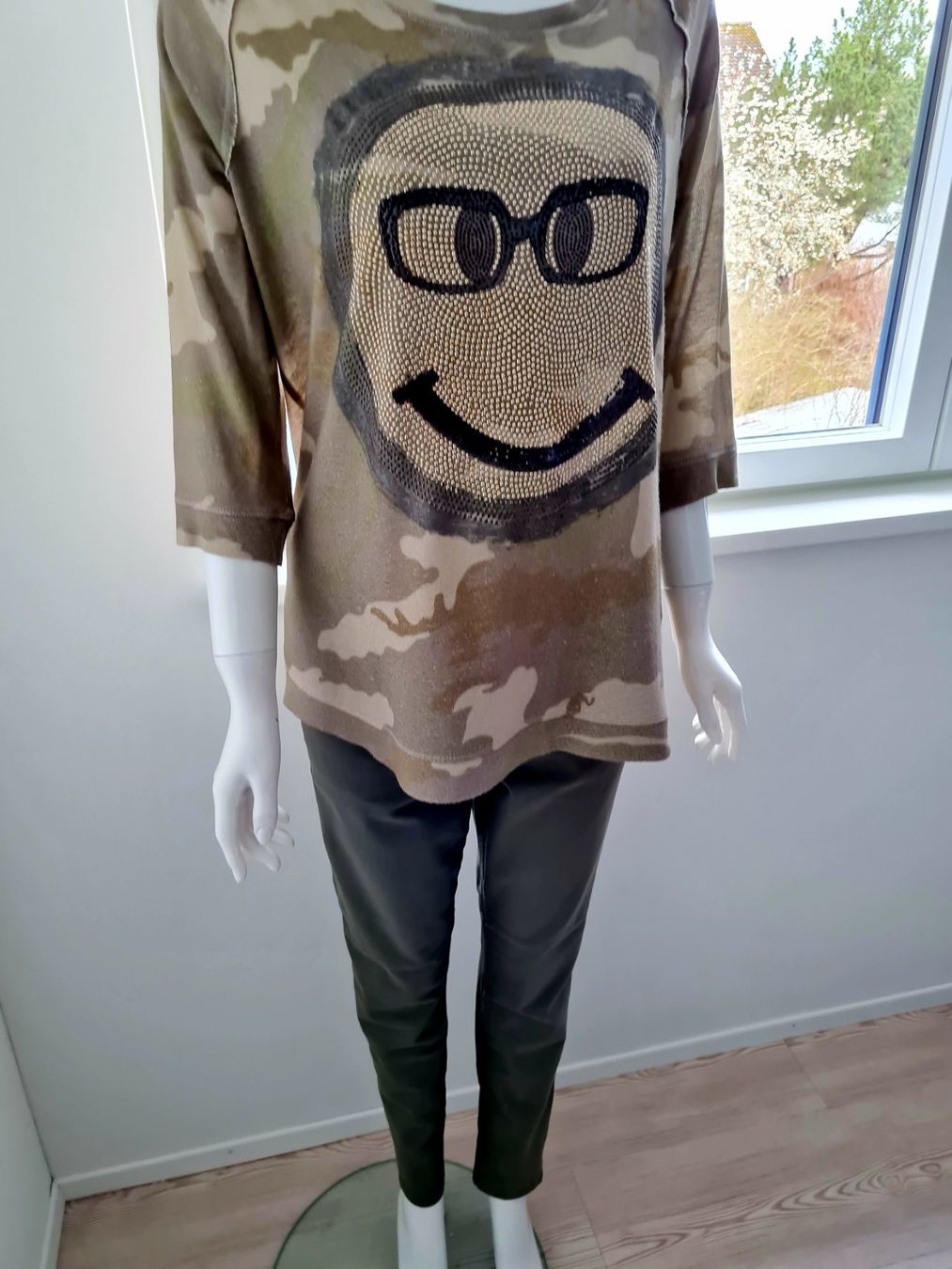T-shirt: Shirt Pulli von Margittes – Usato da Schaffhausen venduto da Catboot01 2