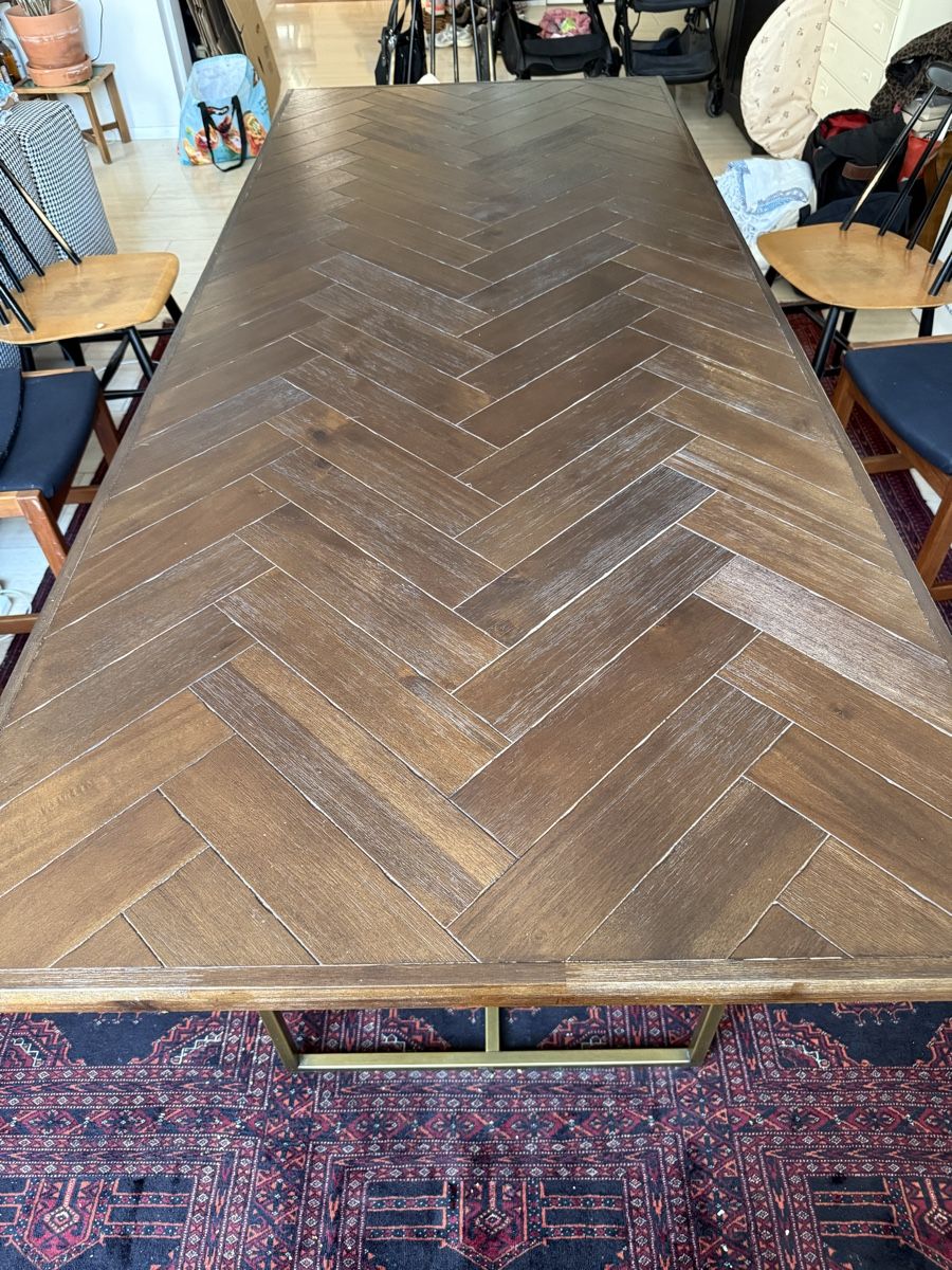 Tavoli: Dining Table Dutchbone 220x90 cm Wood Herringbone – Usato da Zürich venduto da fan_z5fl 1