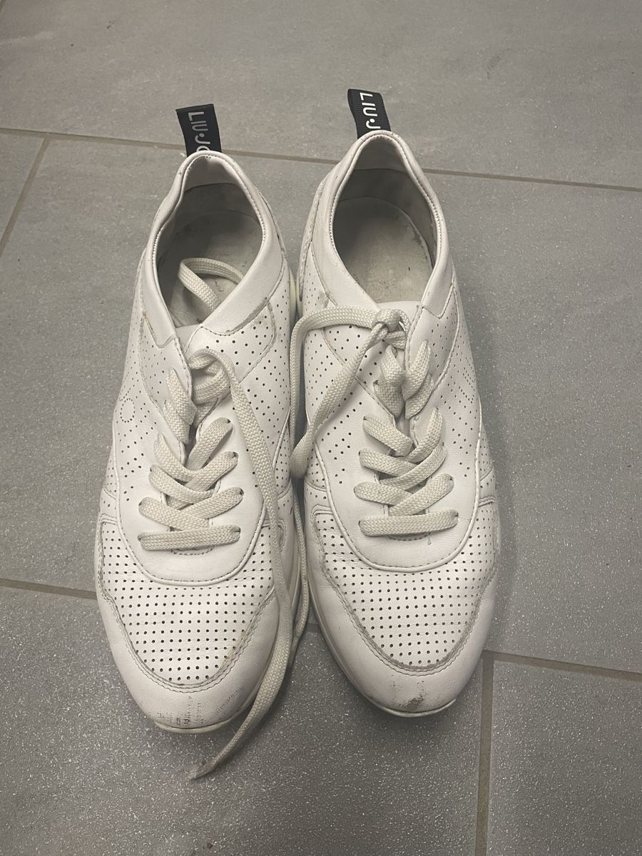 Liu Jo Scarpe da donna: Weisse Liu Jo Sneaker Gr. 38 Leder – Usato da Witterswil venduto da gandia05