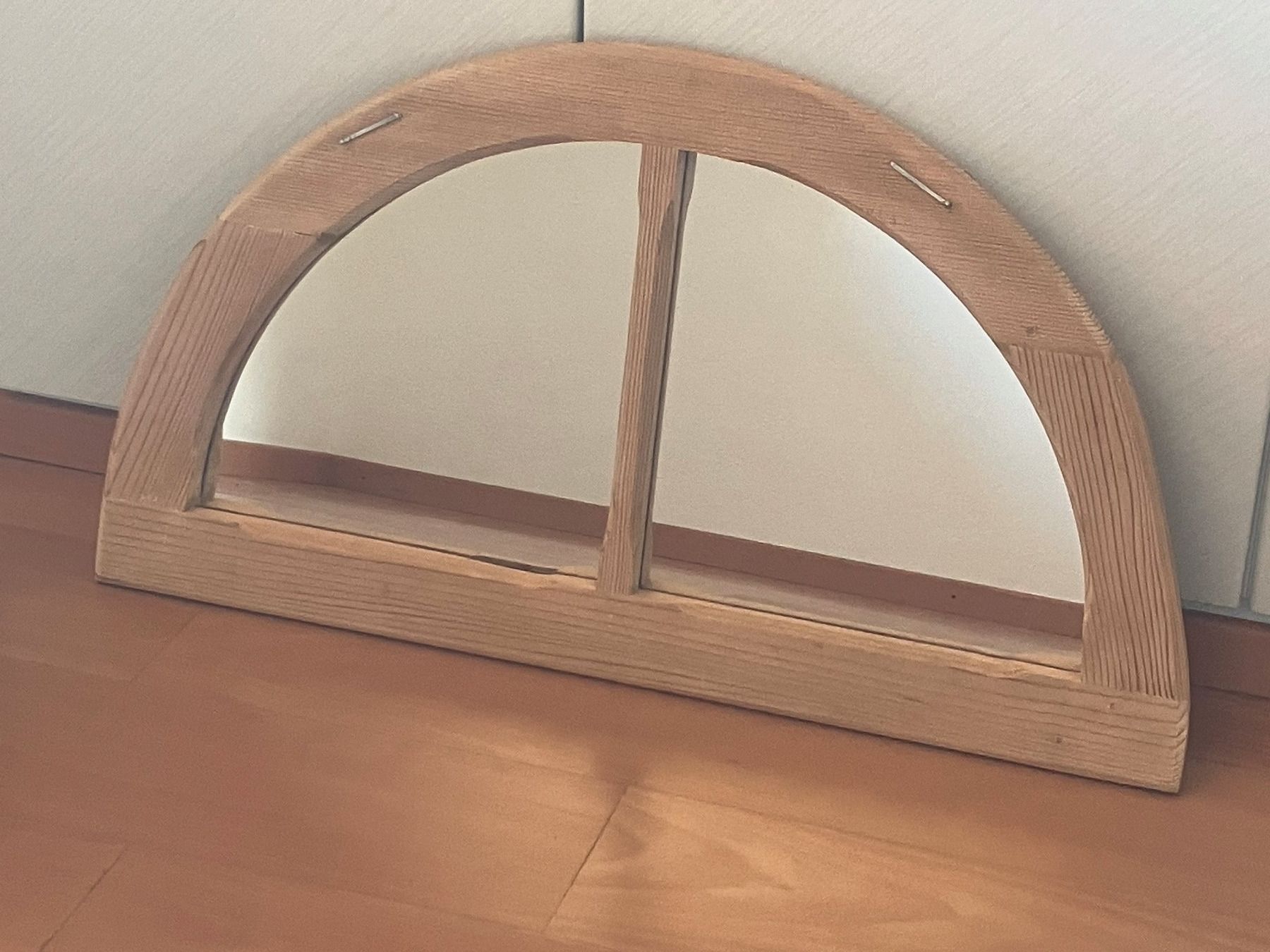 Finestre: Holzfenster mit Spiegel – Usato da Laax GR venduto da pinetta