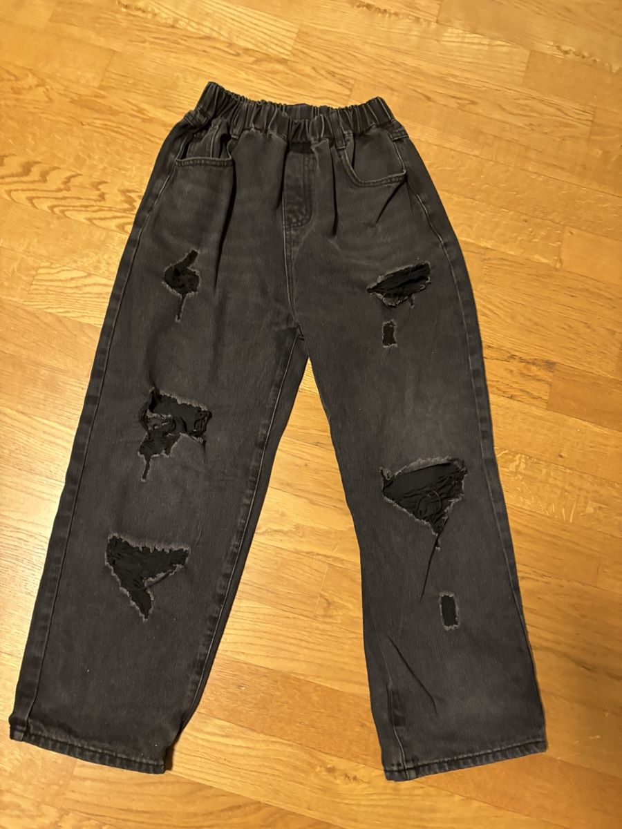 Pantaloni: Schwarze Destroyed Jeans, Jungs Grösse 160 – Usato da Beromünster venduto da msklef 7