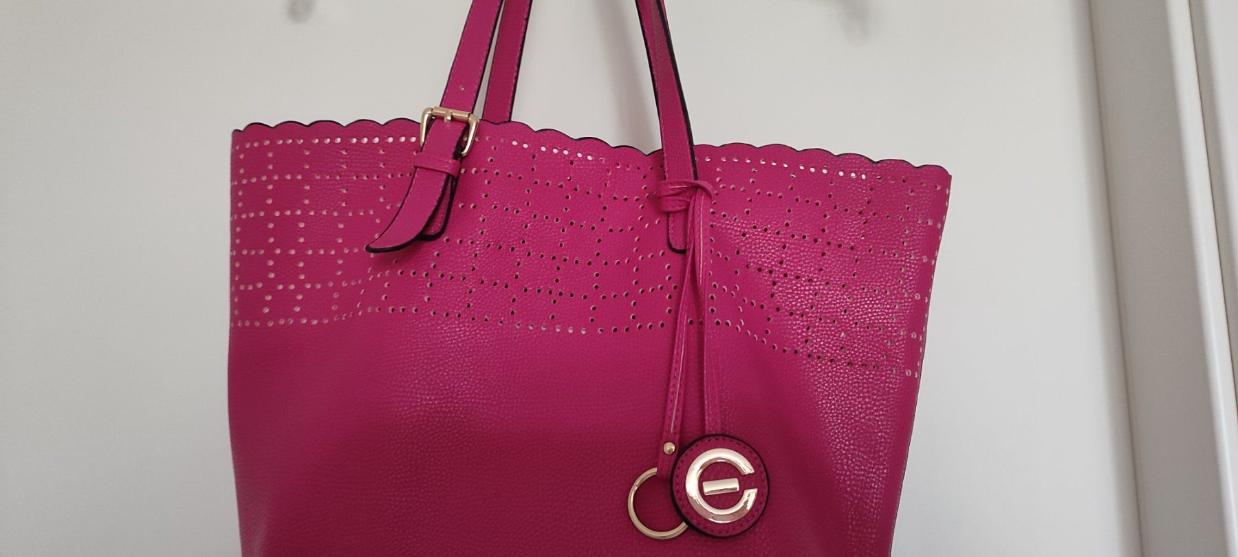 Borse da donna: Sac à main fuscia – Nuovo (secondo la descrizione) da St-Cergue venduto da Neviana 1