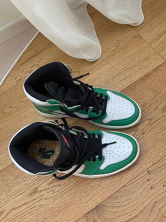 Jordan Scarpe da donna: Nike air Jordan – Usato da Olten venduto da bay_fh8s 1