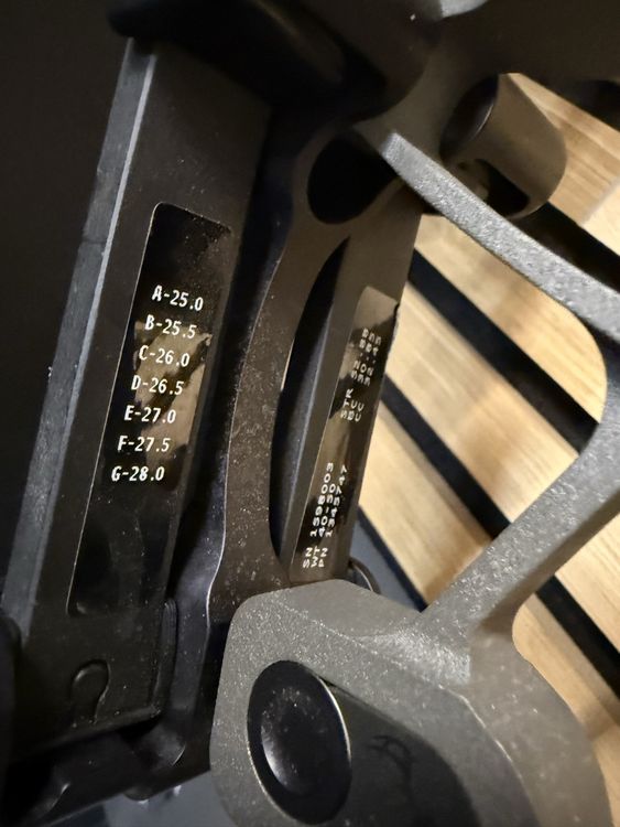 HOYT Axius Alpha 30 zoll Compoundbogen, 40-50lbs ab service (Gebraucht ...