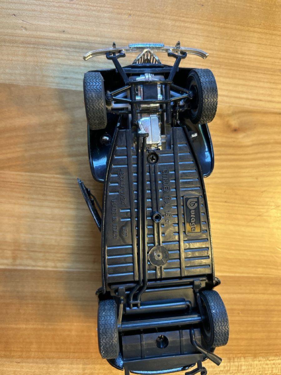 Citroën Modellini d'auto: Modellauto Schwarz Citroen Traction Avant gebraucht – Usato da Wynigen venduto da nawy82 4