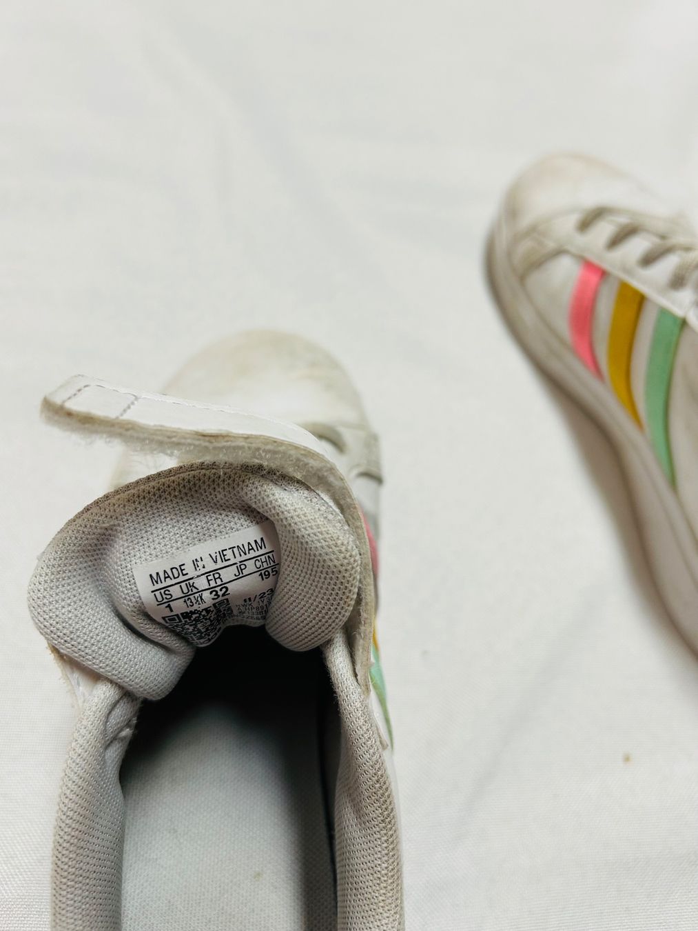 Adidas Scarpe per ragazze: Adidas Sneaker – Usato da Stein am Rhein venduto da Simplex1 3