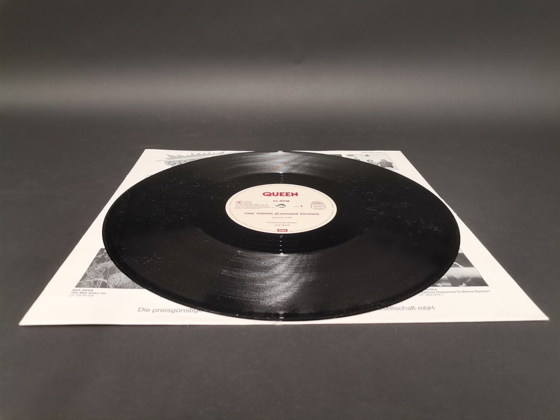 Dischi in vinile: SCHALLPLATTE Vinyl Queen One Vision Extended – Usato da Schaffhausen venduto da Restwert_SH 5