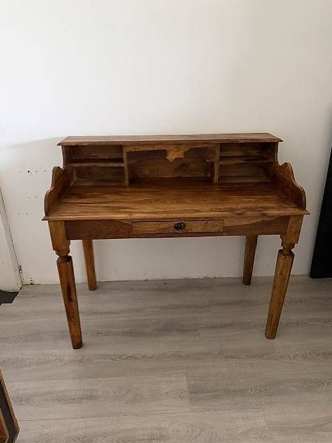 Scrivanie: Bureau antique – Usato da Gland venduto da kba_9tsz