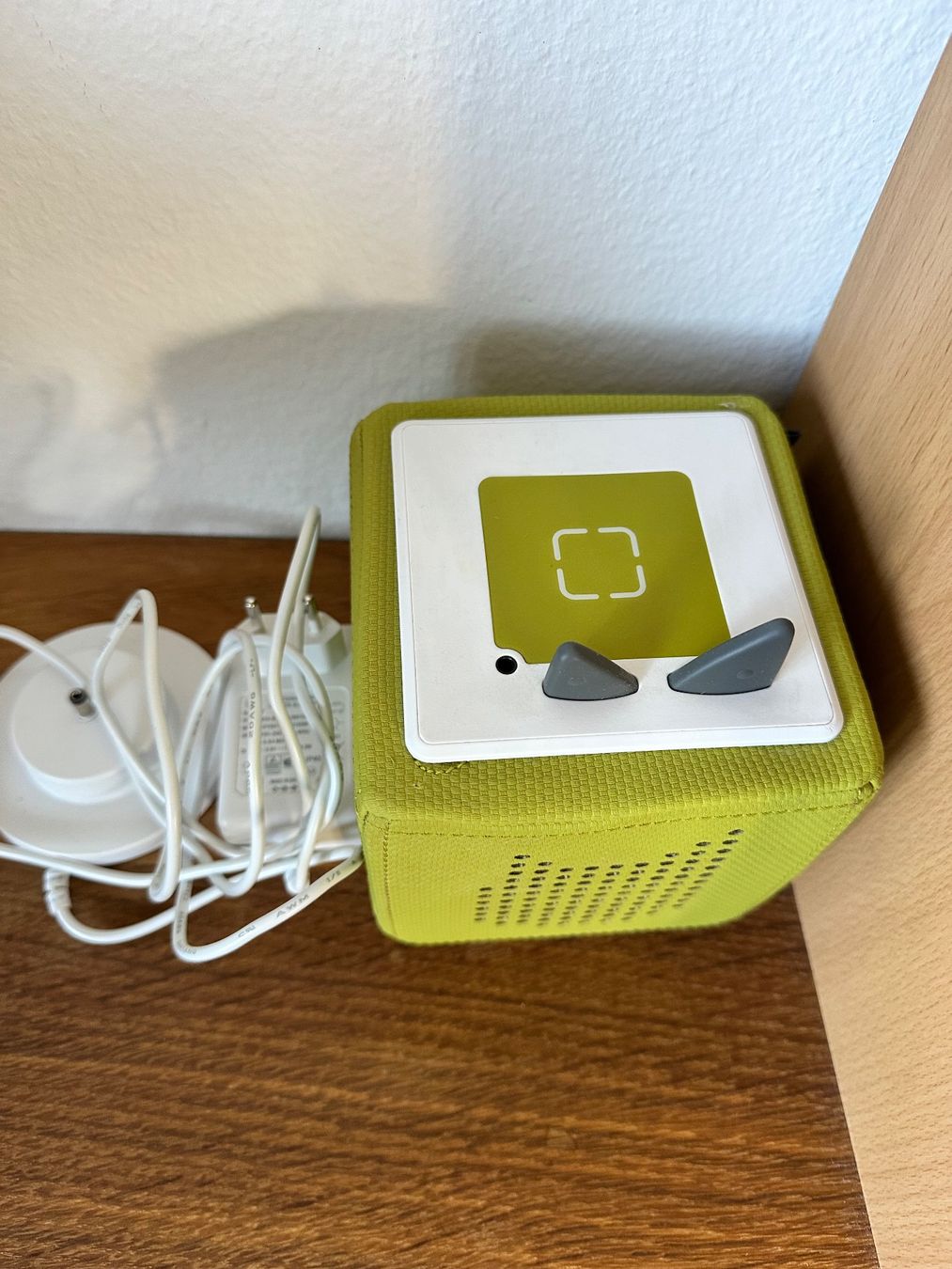 Tonies Giocattoli: Toniebox grün inkl. Ladekabel – Usato da Winterthur venduto da jennyyezi