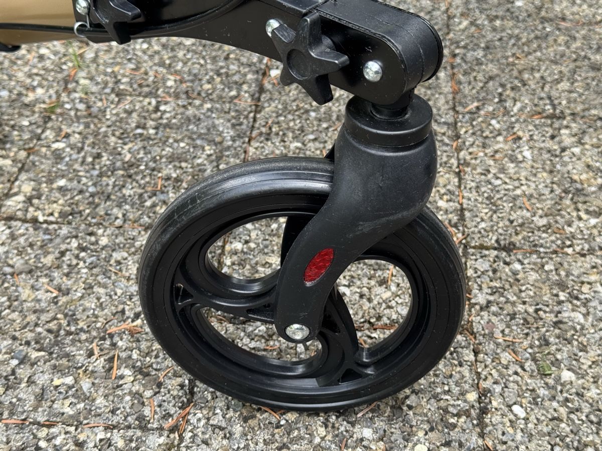 Gehhilfen: Rollator Juskys Vital beige – Gebraucht aus Männedorf von deal4deal 3