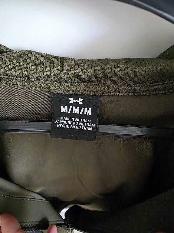 Under Armour Giacche: Under Armour Jacket M - NEW – Usato da Locarno venduto da ran_c5zb 2