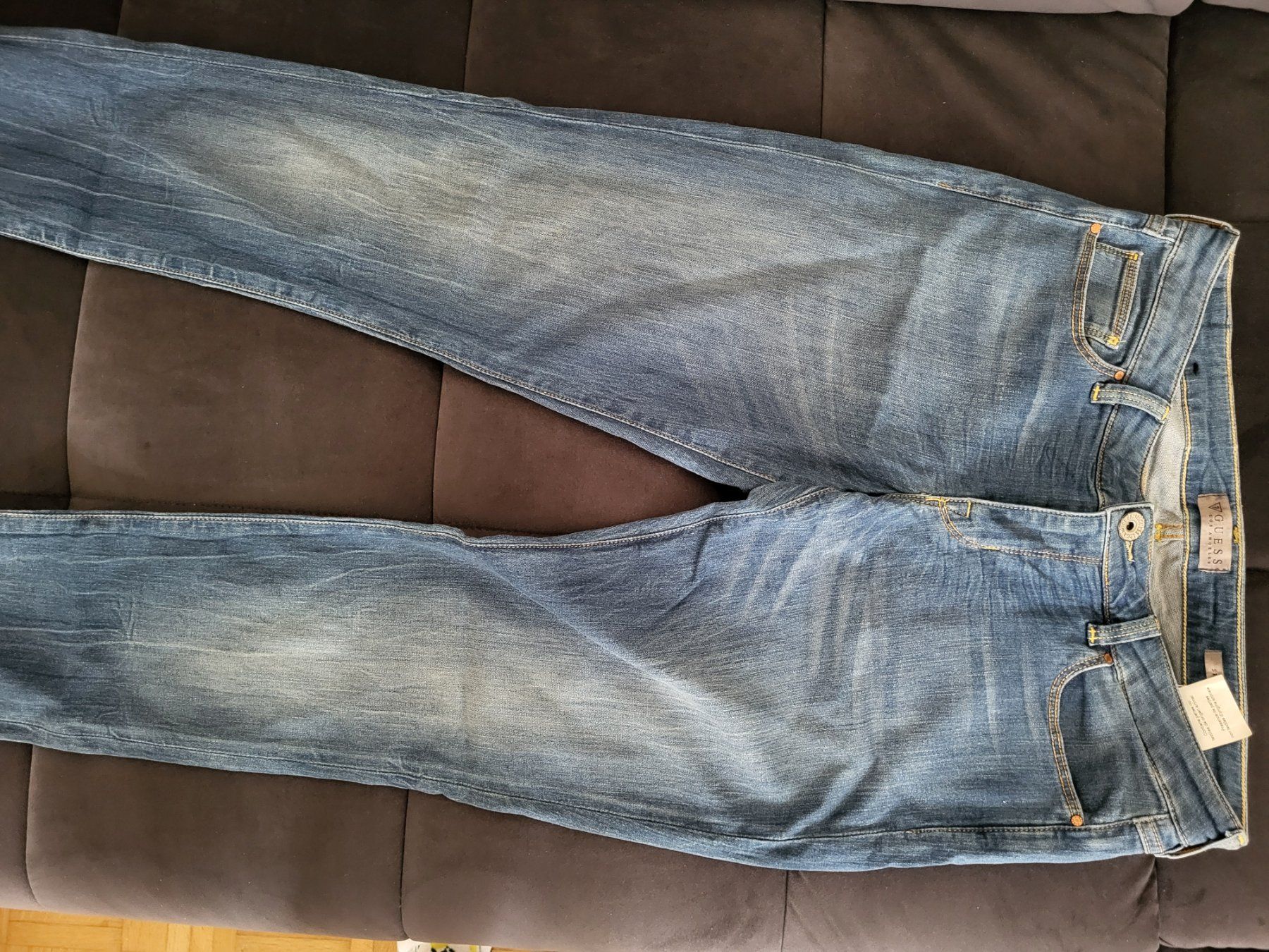 Guess Jeans: Guess Jeans Gr. 30,Top Zustand – Nuovo (secondo la descrizione) da Burgdorf venduto da glam4diva