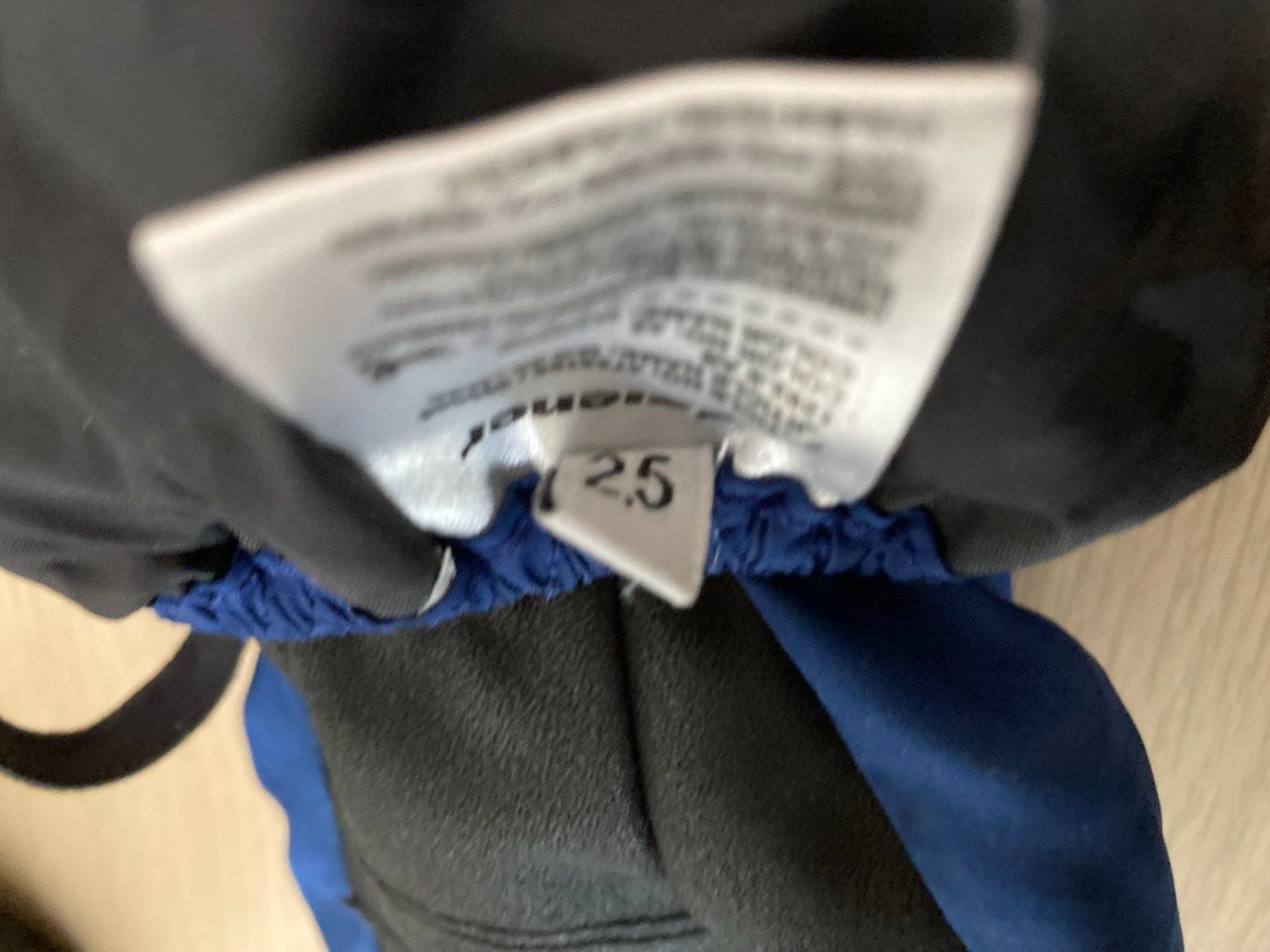 Ziener Gants: Faust-Handschuhe "Ziener Aquashield" – D'occasion à Muttenz par Juvenile33 5