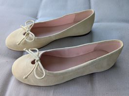 Hellgelbe Lederballerinas, Grösse 36, nie getragen
