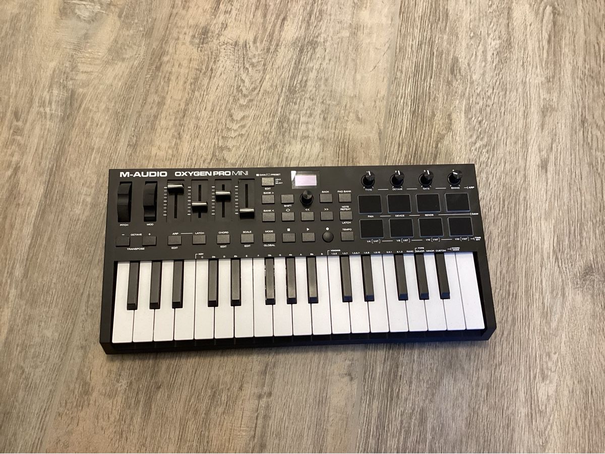 M-Audio Musikinstrumente: Midi Controller – Gebraucht aus Oberriet SG von vaskartely 1