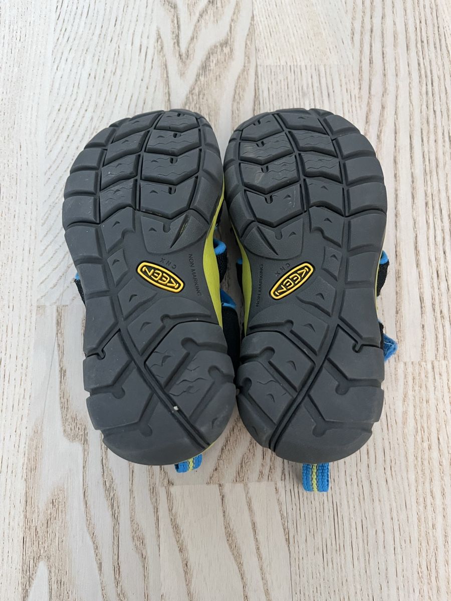 Keen Scarpe per ragazzi: Kinder Sandalen KEEN Grösse 31 – Usato da Ennetbaden venduto da Nala05 1