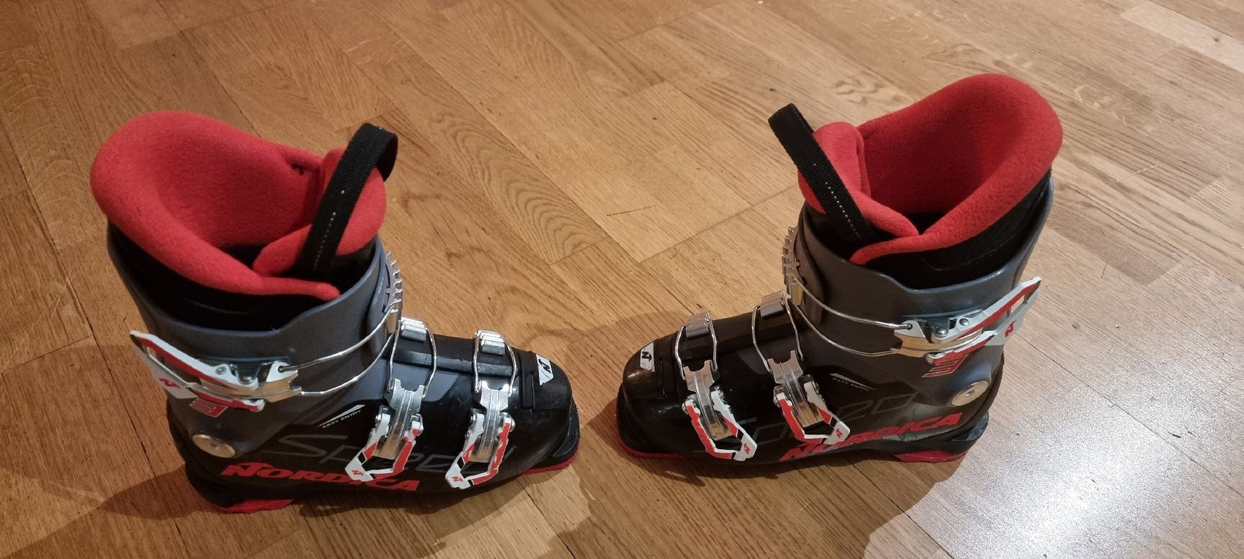 Nordica Scarpe per ragazzi: Nordica Skischuhe Speed Machine 3 – Usato da Visp venduto da gstuder3