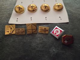 Boutons Officier dorés vintage avec 6 sugus/pins