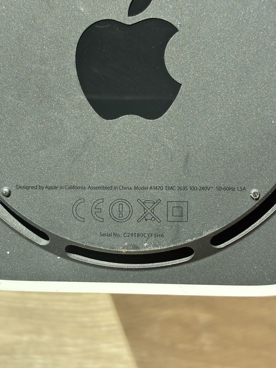 Apple Harddisks: Apple TimeCapsule 3TB AirPort Model A1470 – Gebraucht aus Zürich von Brf 1
