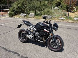 Triumph Street triple 765 RS