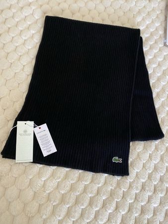 Écharpe Lacoste, noire - NEW