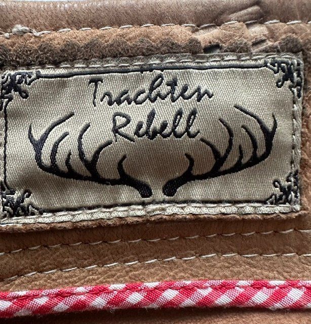 Pantaloni: Lederhosen – Usato da Alberswil venduto da menphi 3