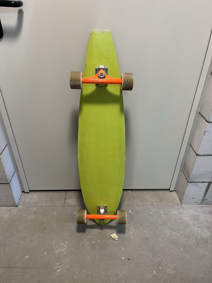 Skateboards: Longboard – Usato da Thierachern venduto da KennyW