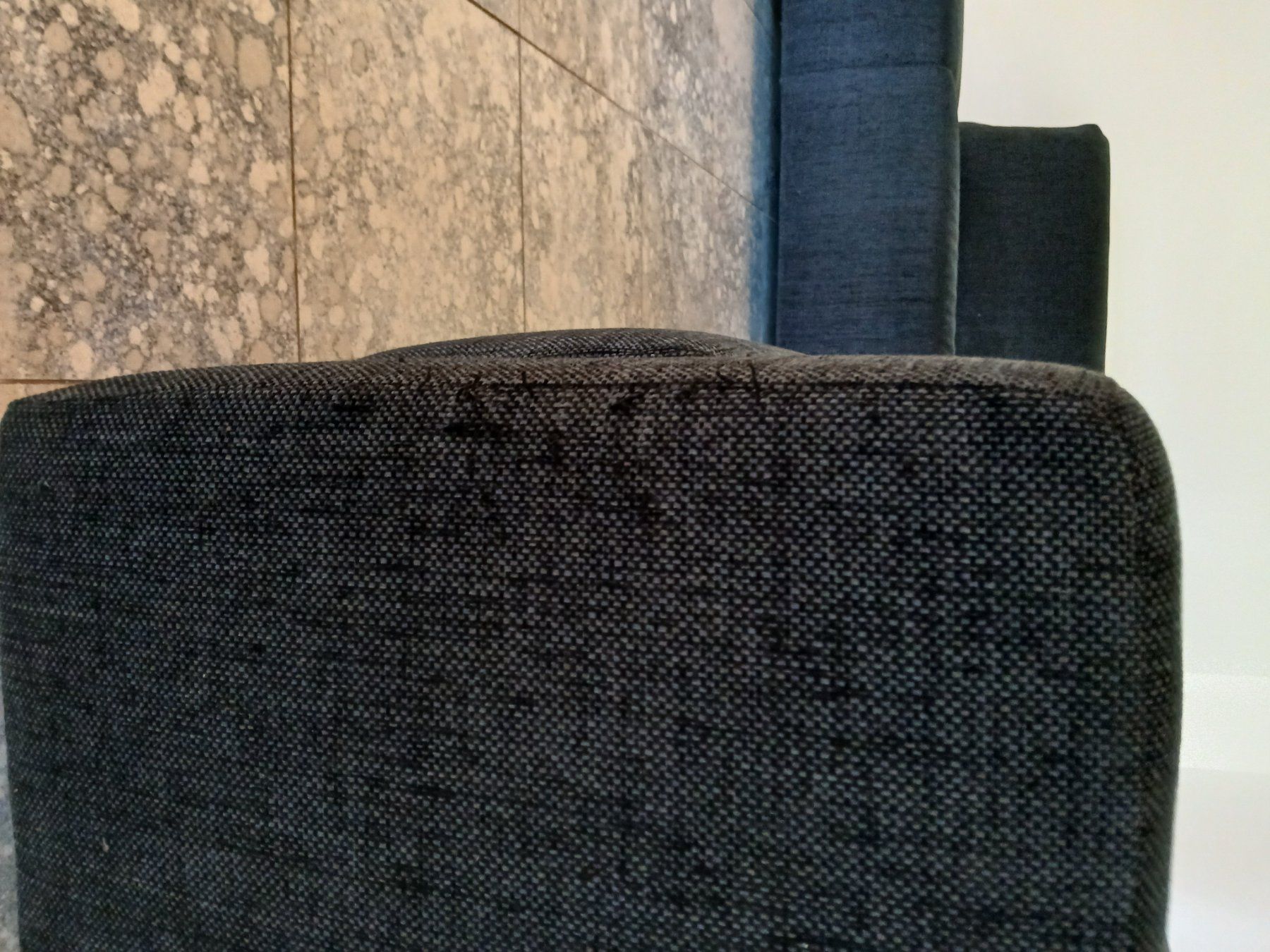 Divani: Ecksofa mit Metallfuessen – Usato da Düdingen venduto da Cardinallager 3