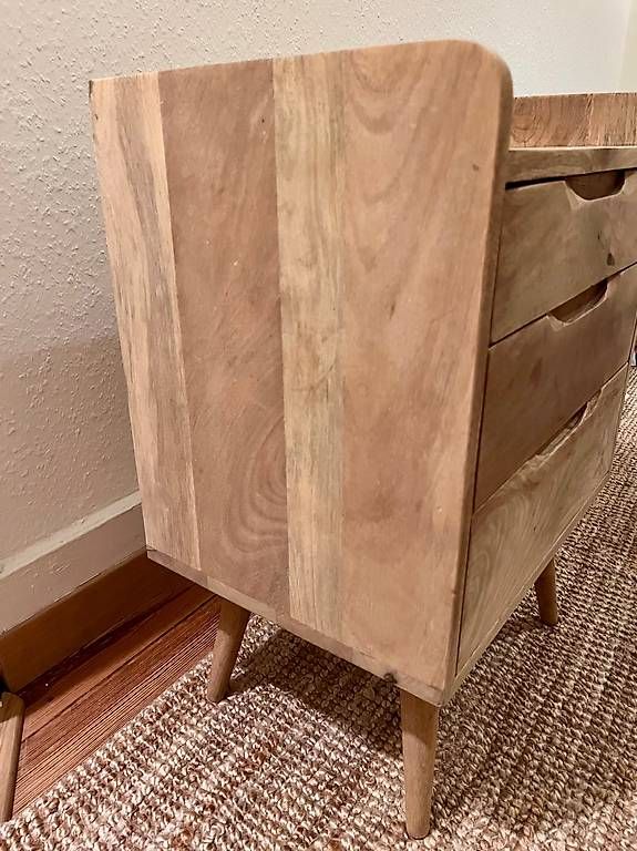 Comodini: Table de chevet bois massif - Maisons du monde  – Usato da Genève venduto da maf_snd7 1