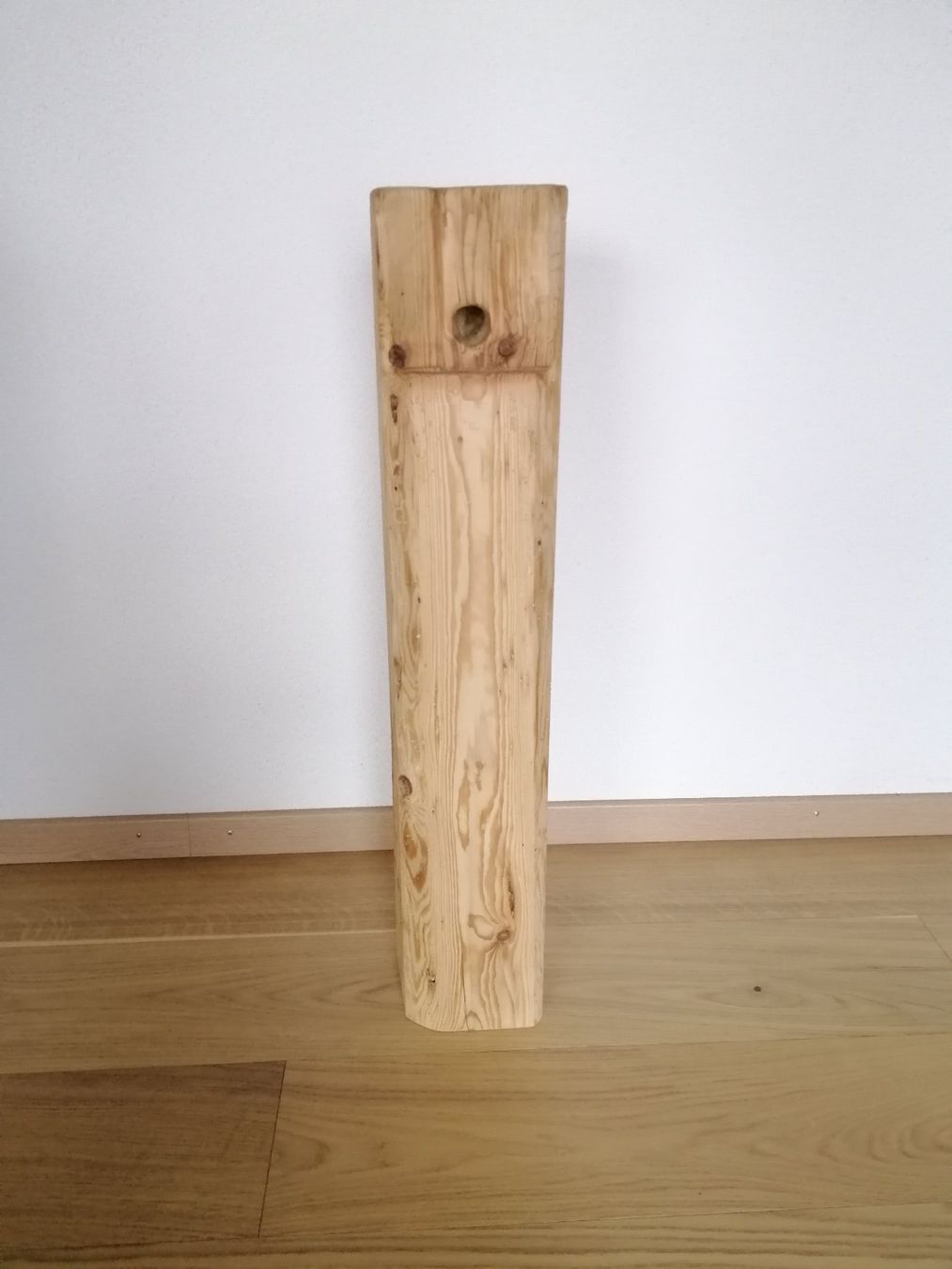 Holzartikel: Balken 3 aus 100-jährigem Haus – Neu (gemäss Beschreibung) aus Widnau von ForViolin