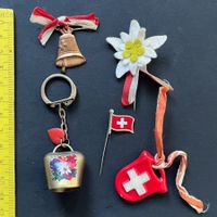 Schweizer Souvenir Anstecker/Schlüsselanhänger vintage