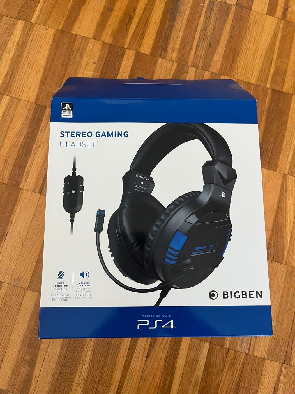 Sony Konsolen: Sony PlayStation 5 mit 2 Controller & Headset – Gebraucht aus Küssnacht am Rigi von Fueuerli 7
