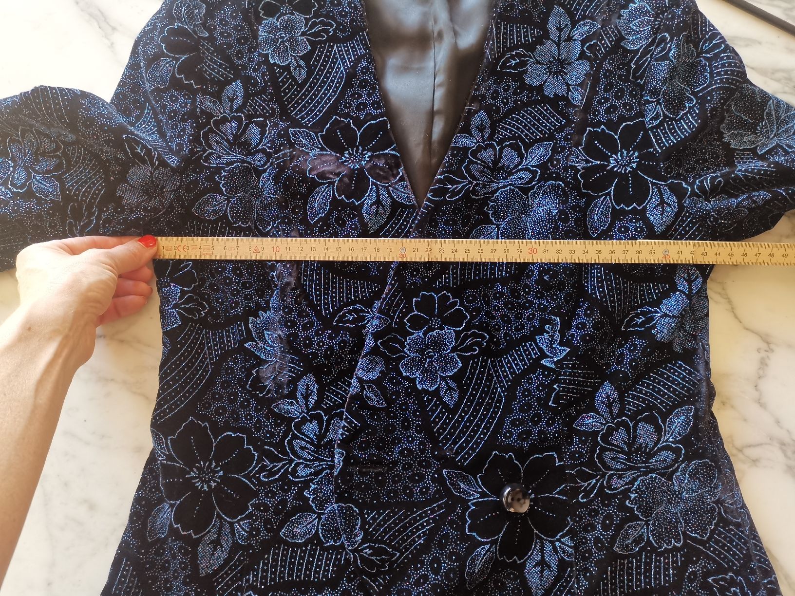 Giacche: Handgefertigter, festlicher Blazer – Usato da Uerikon venduto da pink_flamingo 3