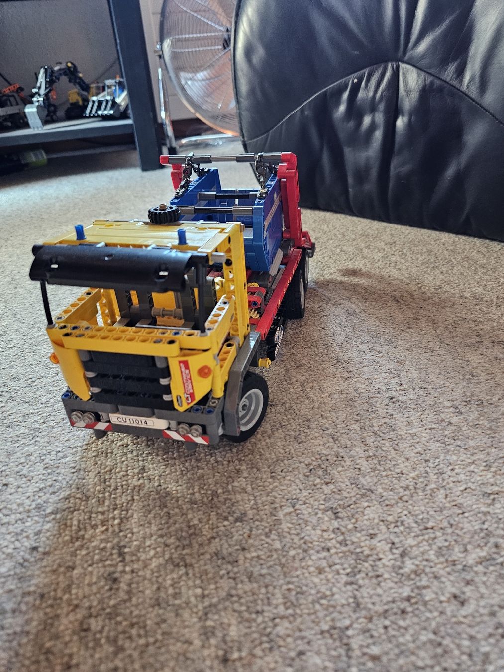 Lego Kit di costruzioni: Lego Technic 42024 Container-Truck – Usato da Winterthur venduto da kam_6scr 2